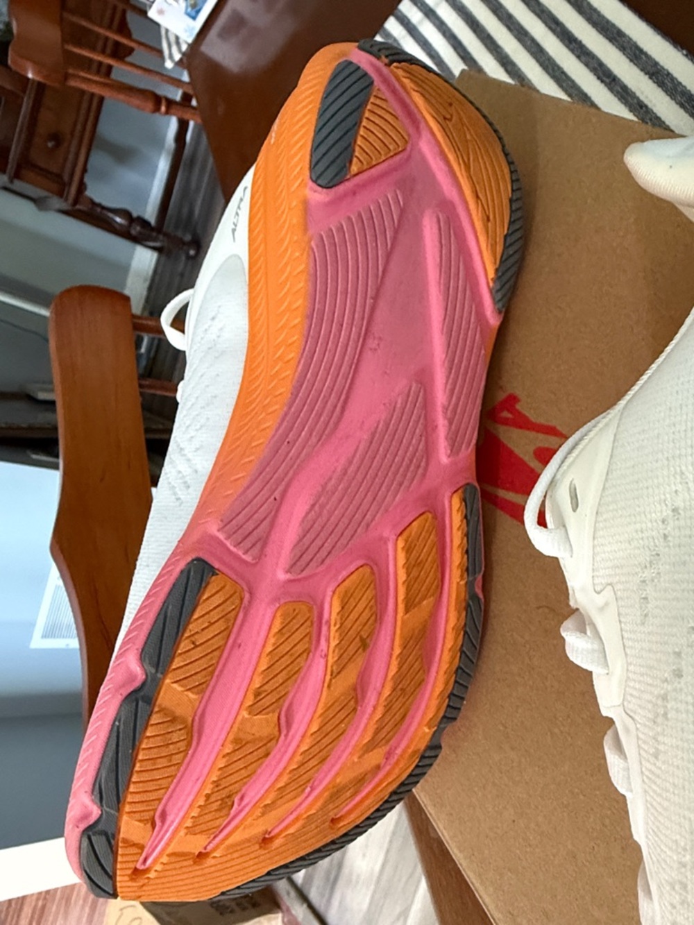 Altra Experience Flow 2 Women's size 9.5 - Picture 6 of 8